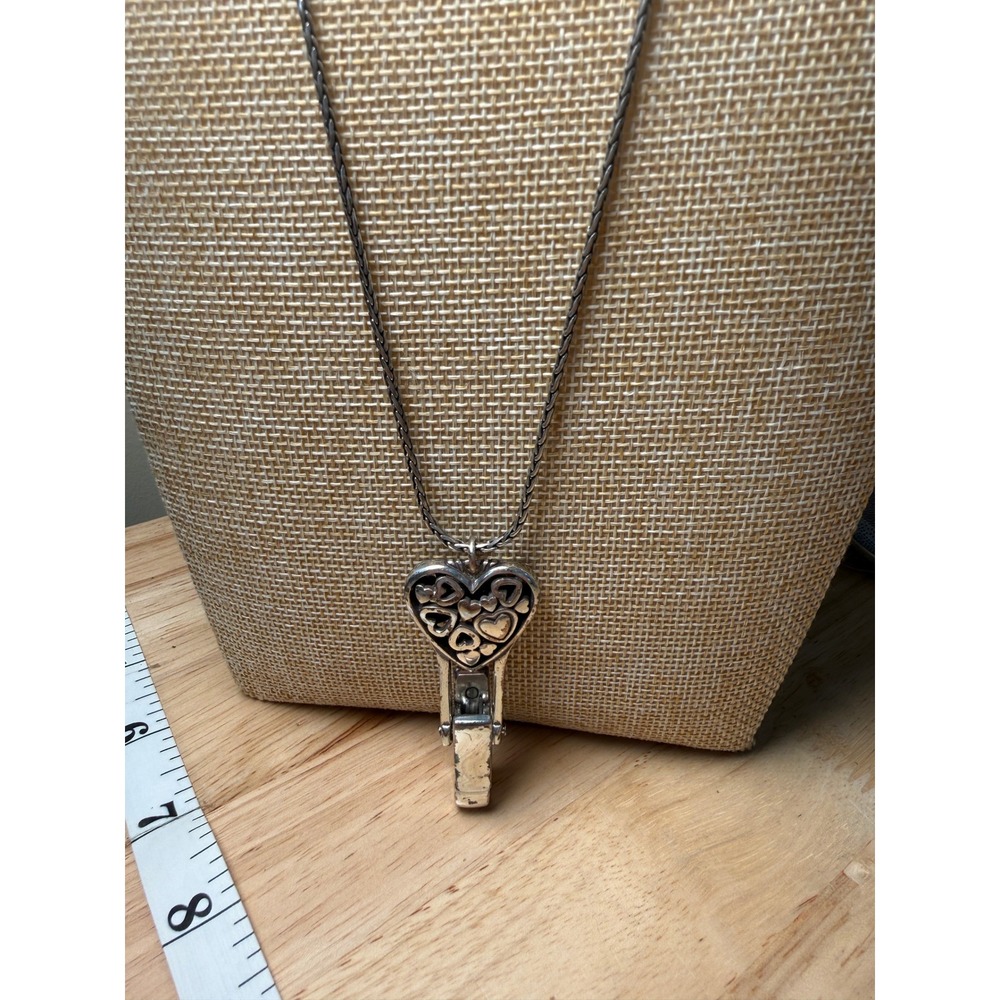 Brighton Silver Tone Heart Badge Clip Necklace Wheat Chain Flawed See Photos - Picture 4 of 16